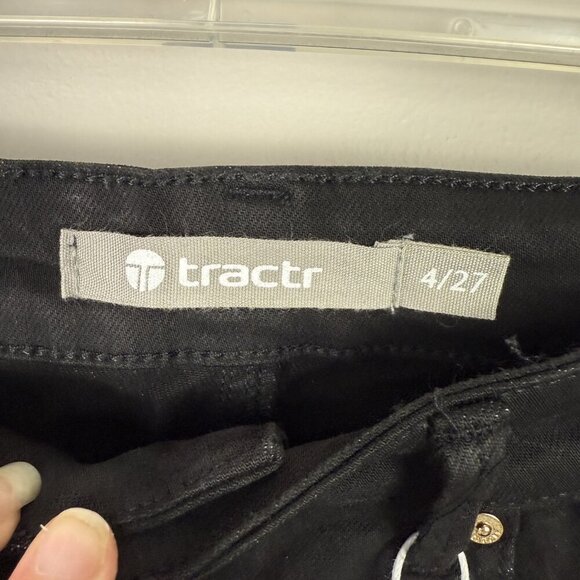 Tractr Bermuda Shorts Womens 4 Black Mid Rise Distressed Raw Hem Slim Fit NWT - Picture 6 of 12